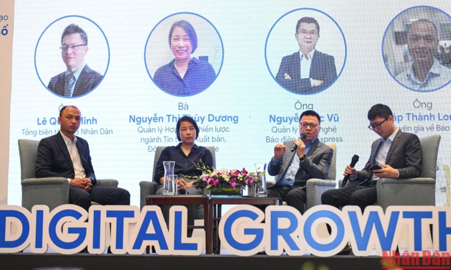 Ông Lê Quốc Minh, Ủy viên Trung ương Đảng, Tổng Biên tập Báo Nhân Dân, Phó Trưởng Ban Tuyên giáo Trung ương, Chủ tịch Hội Nhà báo Việt Nam chia sẻ về chuyển đổi số báo chí tại Phiên thảo luận về chủ đề “Đổi mới mô hình kinh doanh báo chí trong bối cảnh chuyển đổi số”.