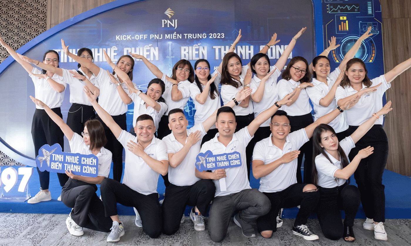 PNJ quan tâm chăm sóc cho đội ngũ về nhiều khía cạnh thông qua các chương trình phúc lợi cho nhân viên.