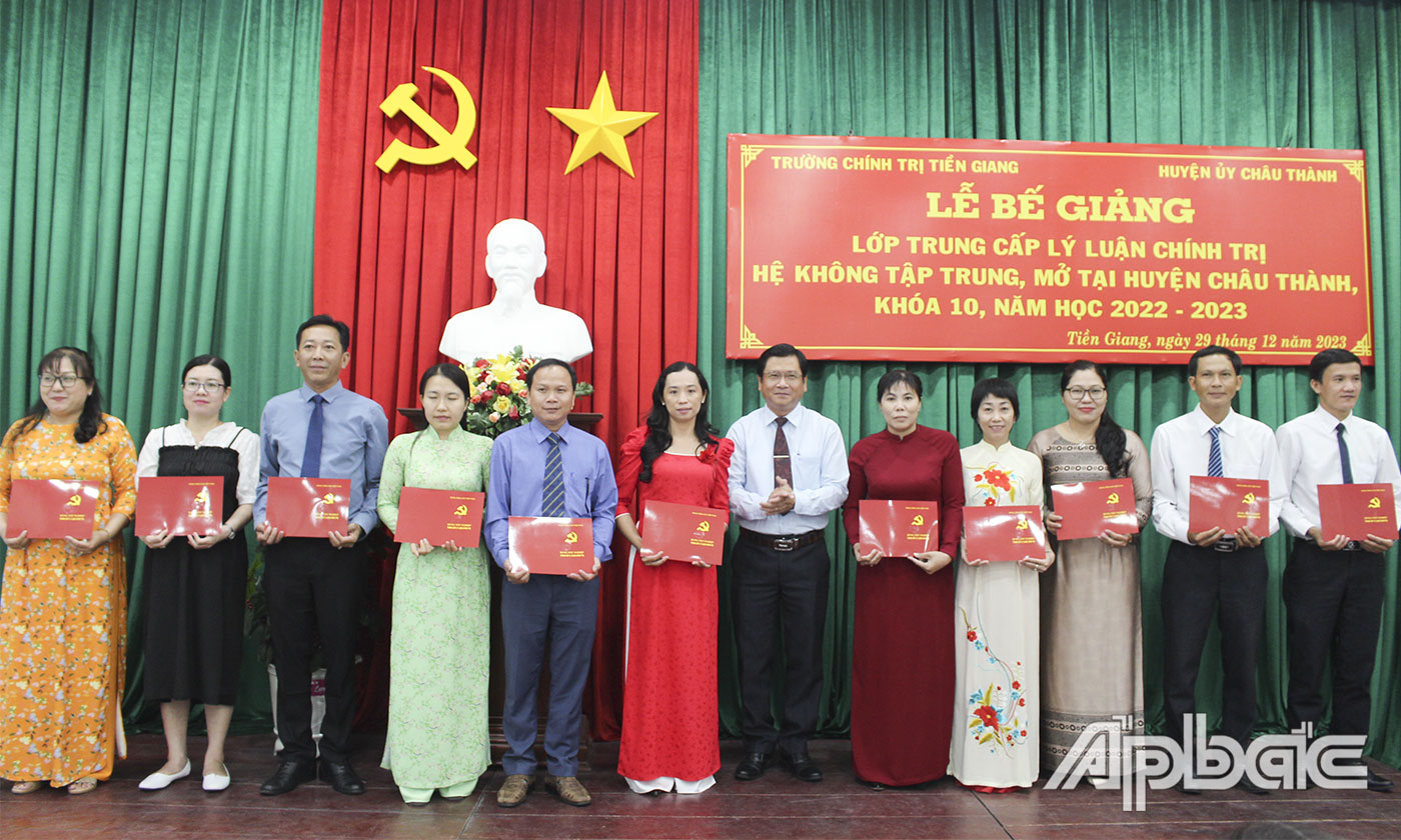 Lê Văn Phú, Phó Bí thư Thường trực Huyện ủy Châu Thành