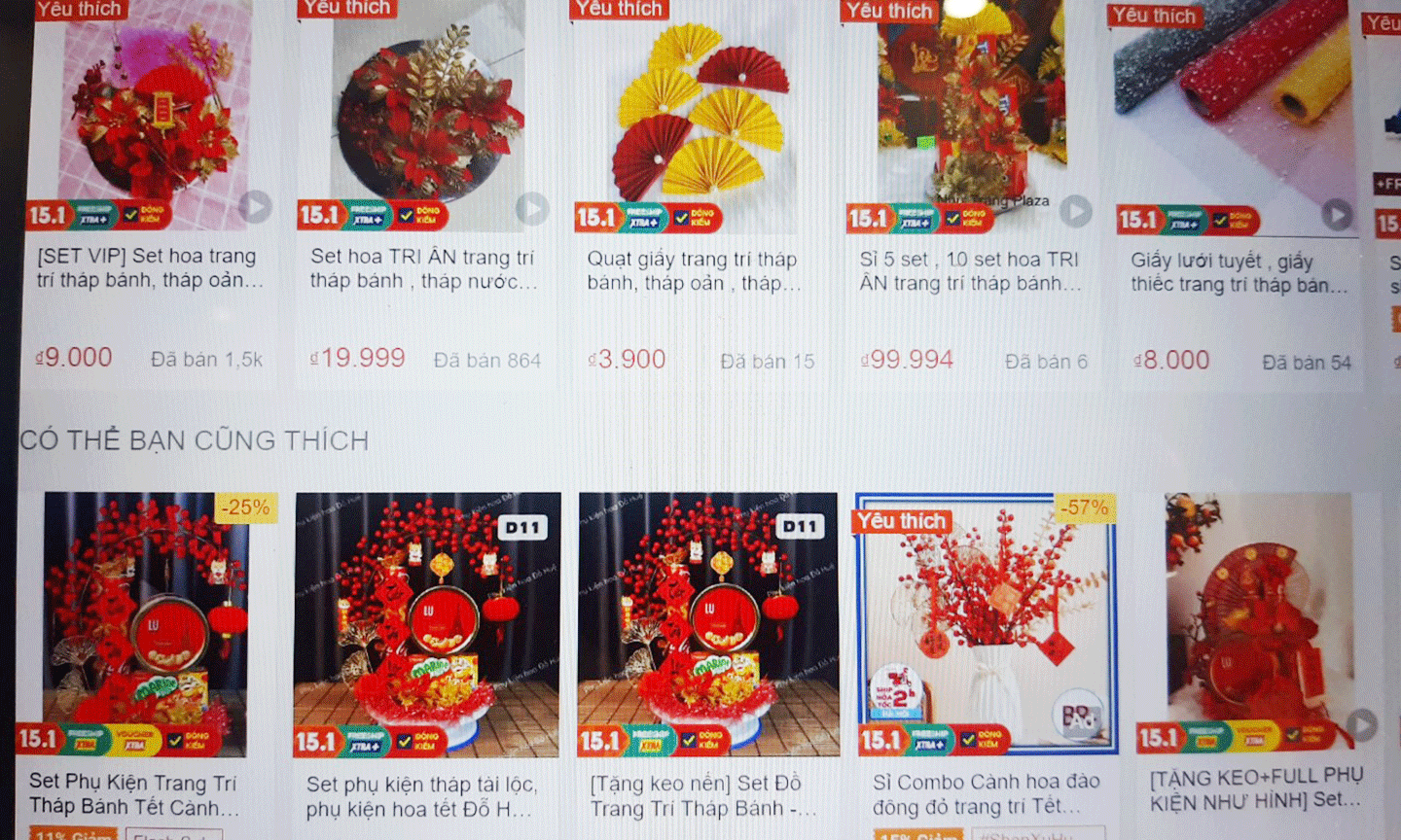 Thị trường online về đồ trang trí tết cũng khá sôi động 