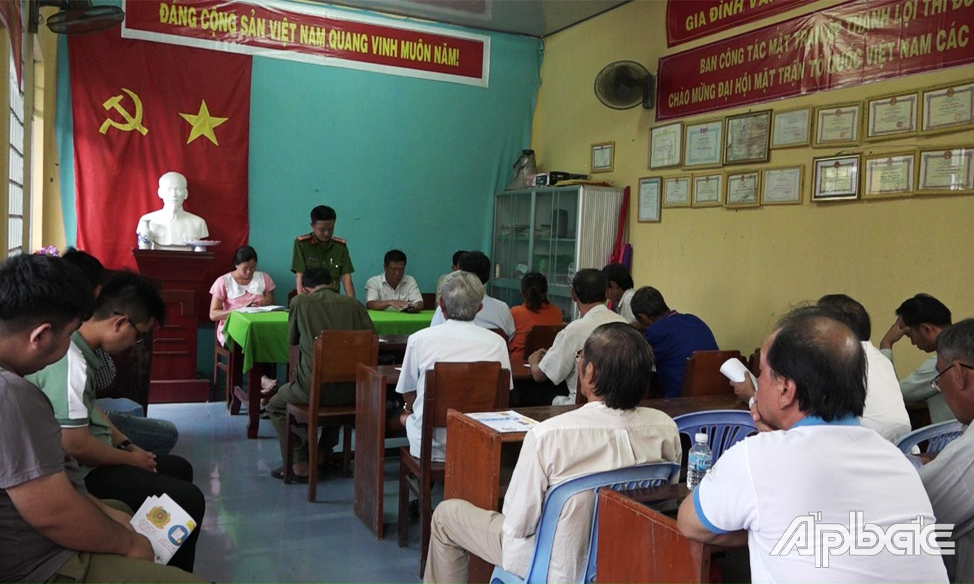Lực lượng Công an đẩy mạnh tuyên truyền nâng cao ý thức người dân chủ động phòng ngừa các loại tội phạm
