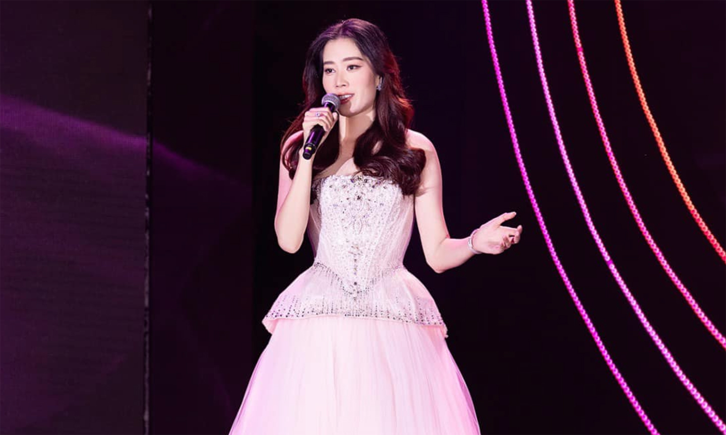 Nguyễn Thị Lệ Nam Em liên tiếp bị xử phạt hành chính vì hành vi cung cấp thông tin gây hoang mang trong nhân dân thông qua mạng xã hội .