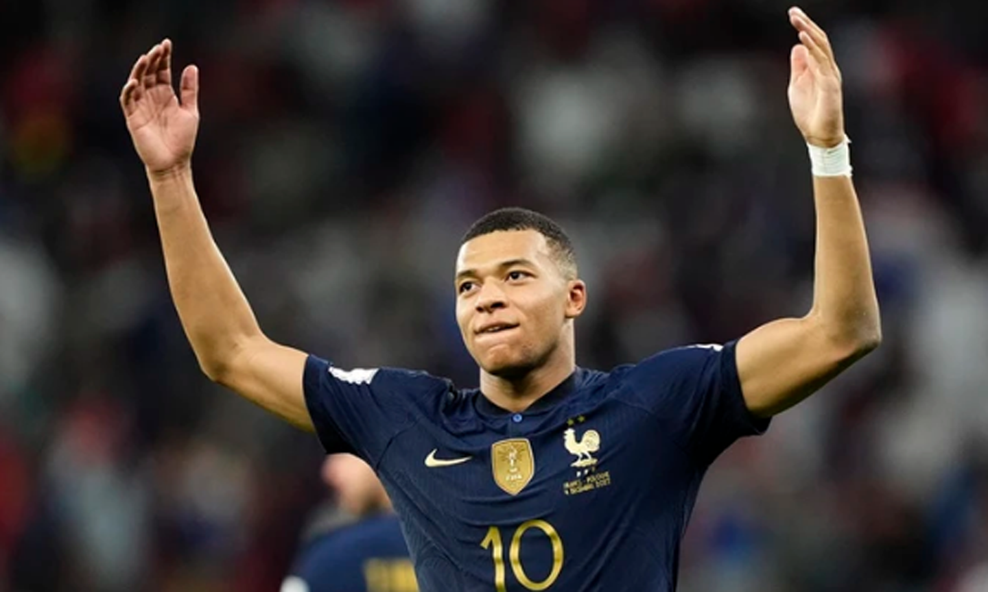 Kylian Mbappe cuối cùng cũng đã được xác nhận là cầu thủ của Real Madrid.