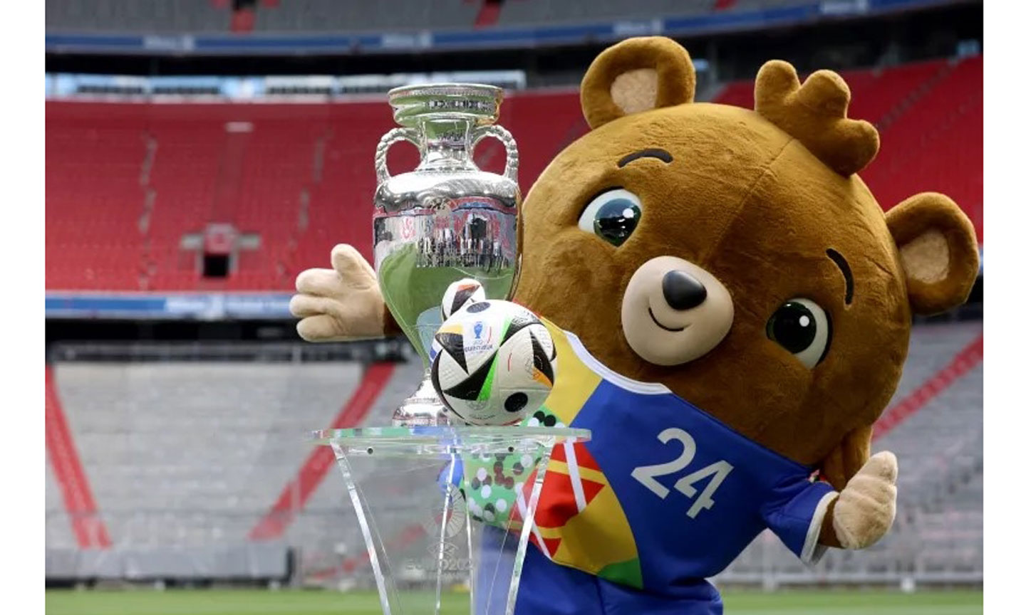 Albart, linh vật của EURO 2024. (Ảnh: AFP)