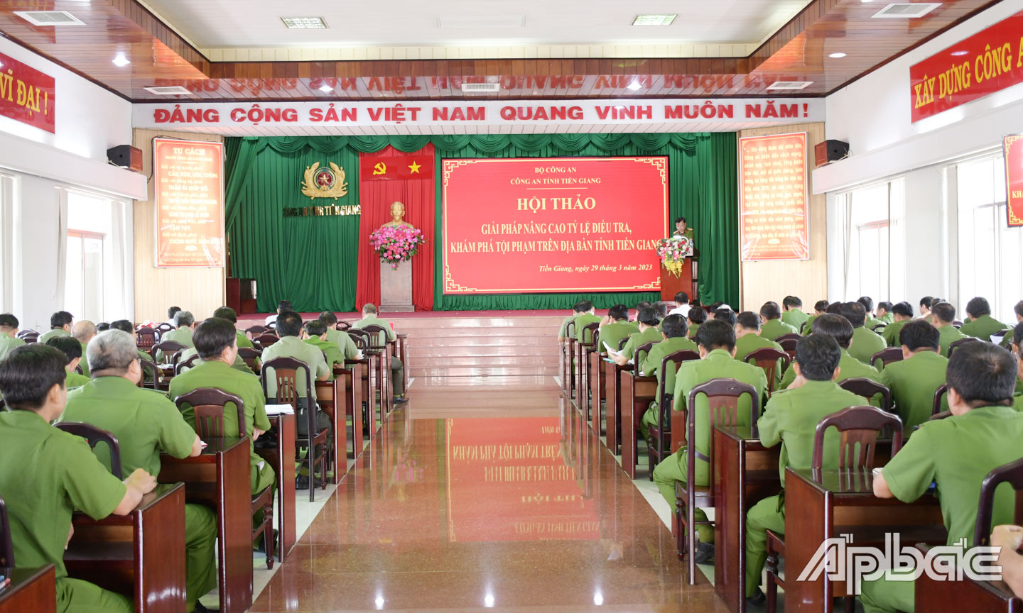 Hội ý nghiệp vụ phòng, chống tội phạm. Ảnh: THANH VIỆT