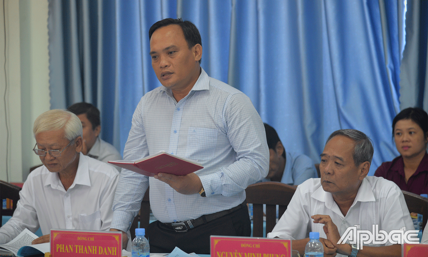 Đại diện lãnh đạo huyện Châu Thành phát biểu.