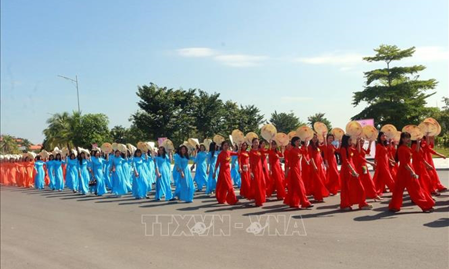 Biết trân quý cơ thể, ứng xử phù hợp