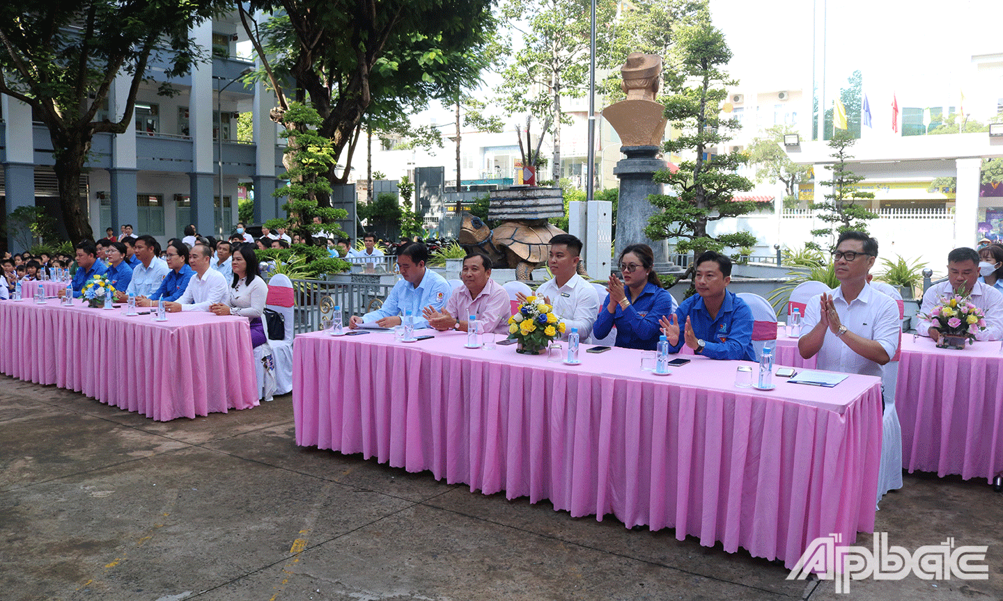 Đại biểu tham dự 