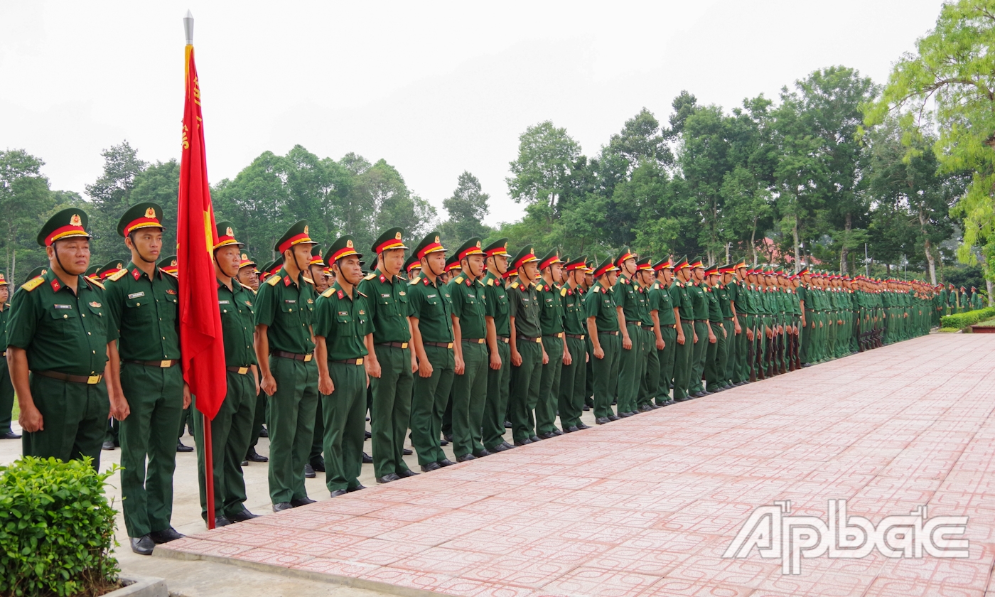 Đội hình các khối tổng duyệt duyệt đội ngũ của Sư đoàn.