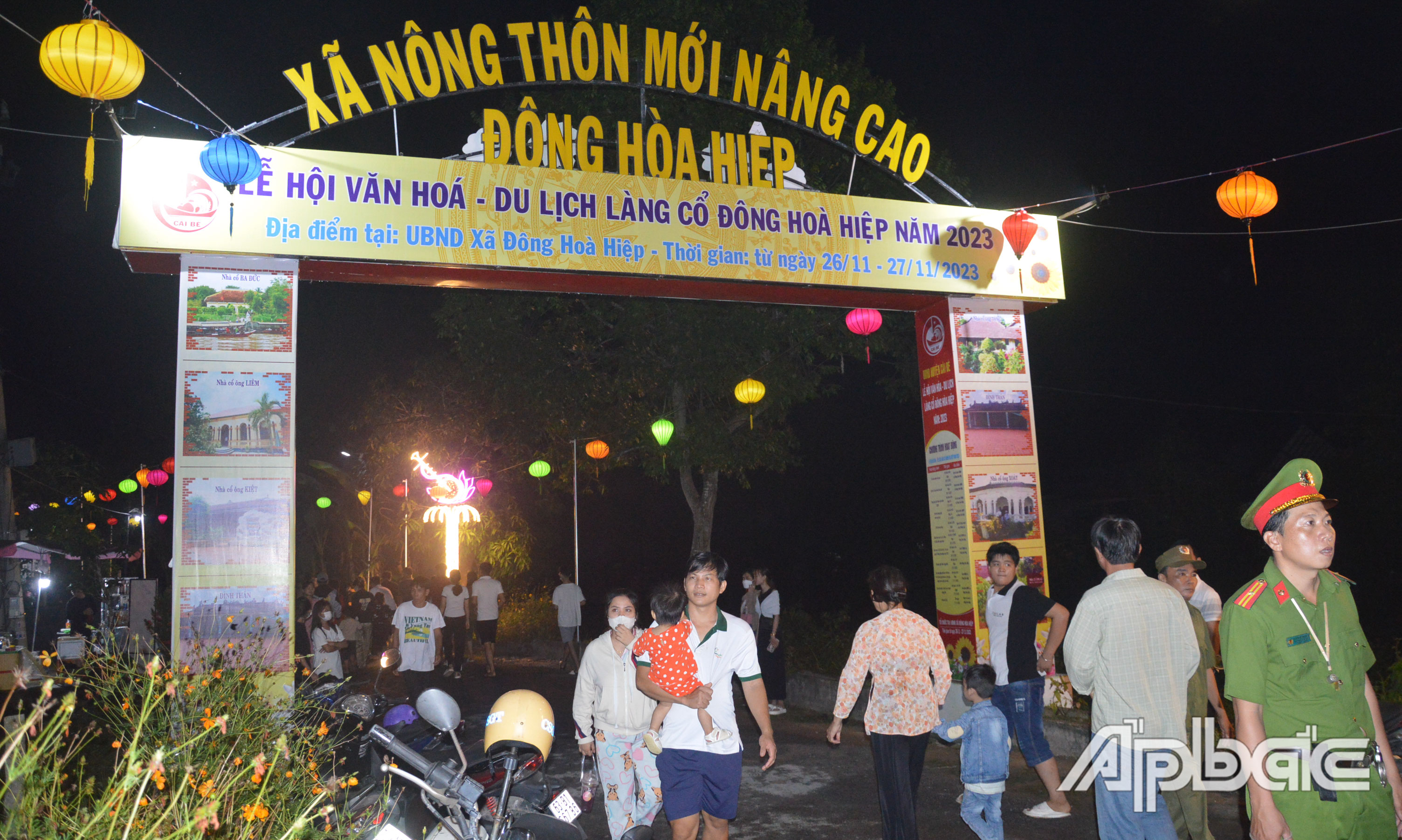 Lễ hội được tổ chức định kỳ hằng năm.