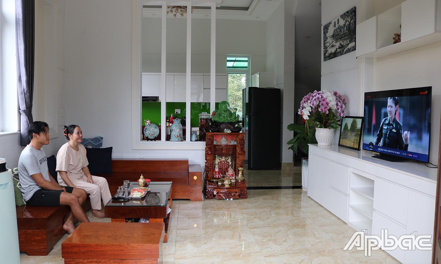 Đời sống của người dân được nâng lên đáng kể