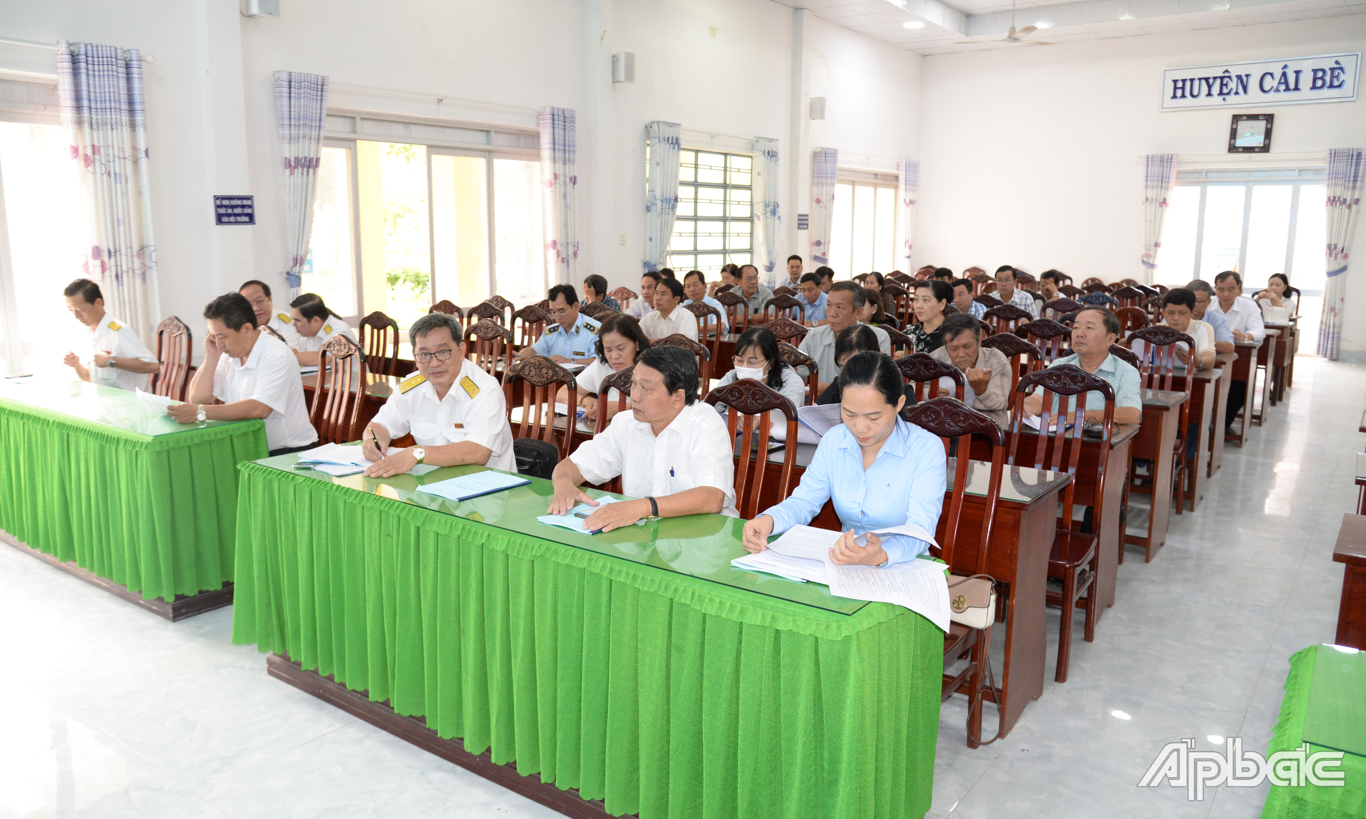 Quang cảnh hội nghị.