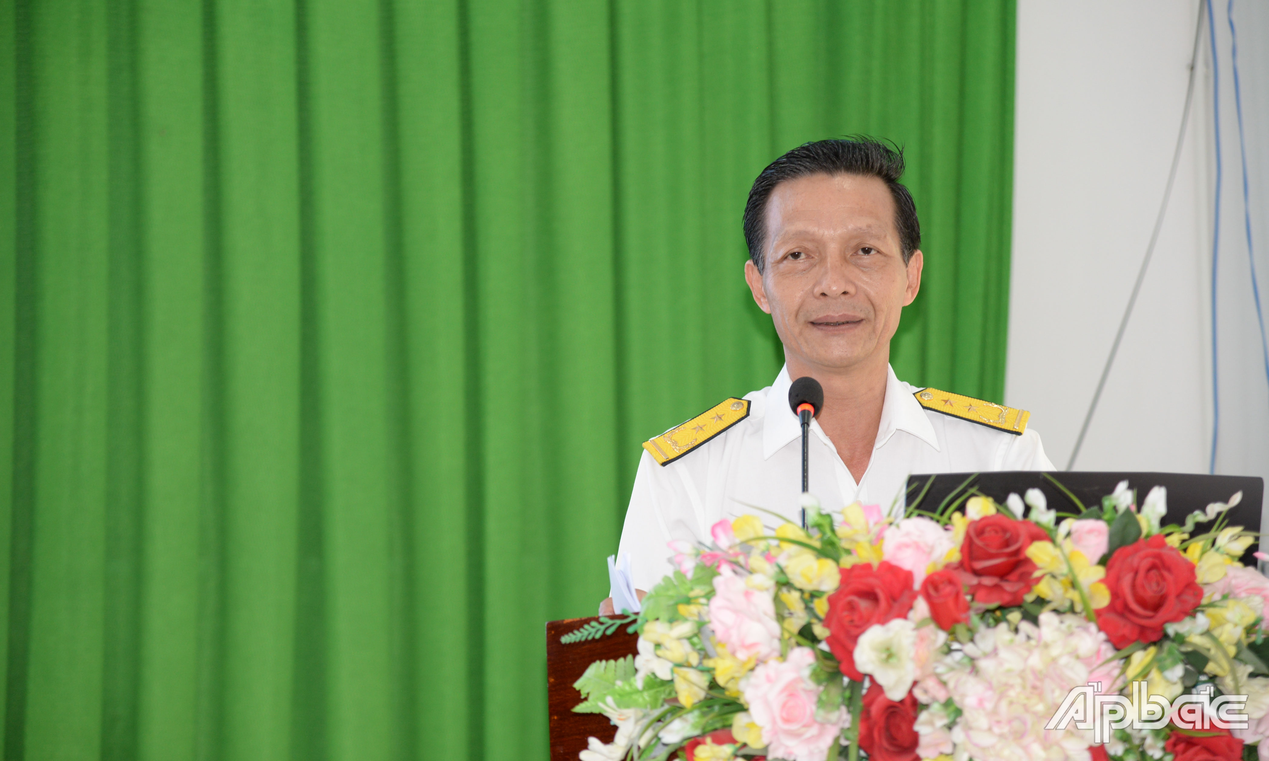 Đại diện cơ quan thuế phát biểu tại hội nghị.