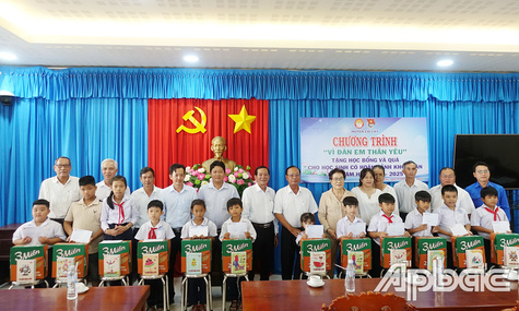 Huyện Cai Lậy: Lan tỏa phong trào khuyến học, khuyến tài