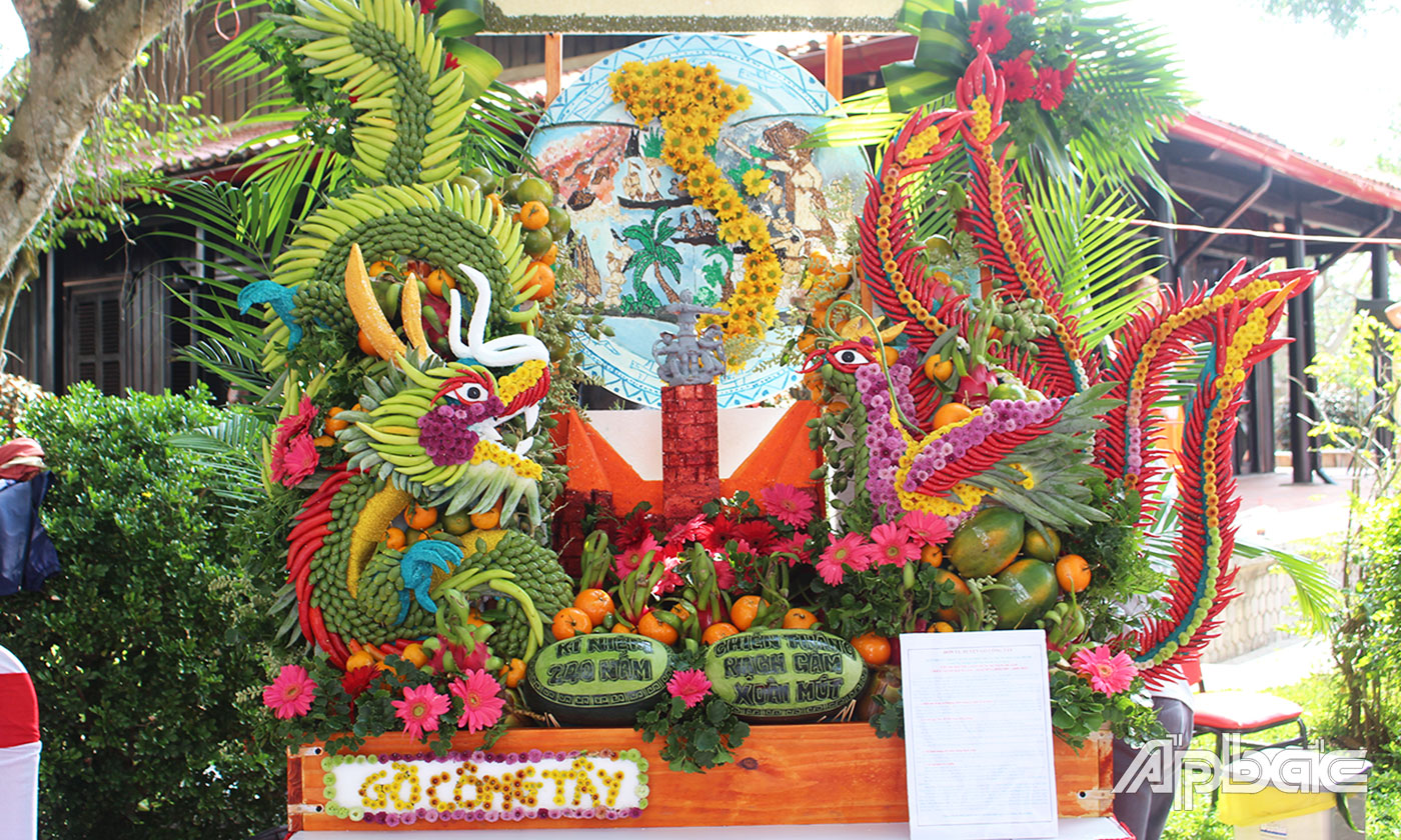 Các tác phẩm được đầu tư công phu, độc đáo.