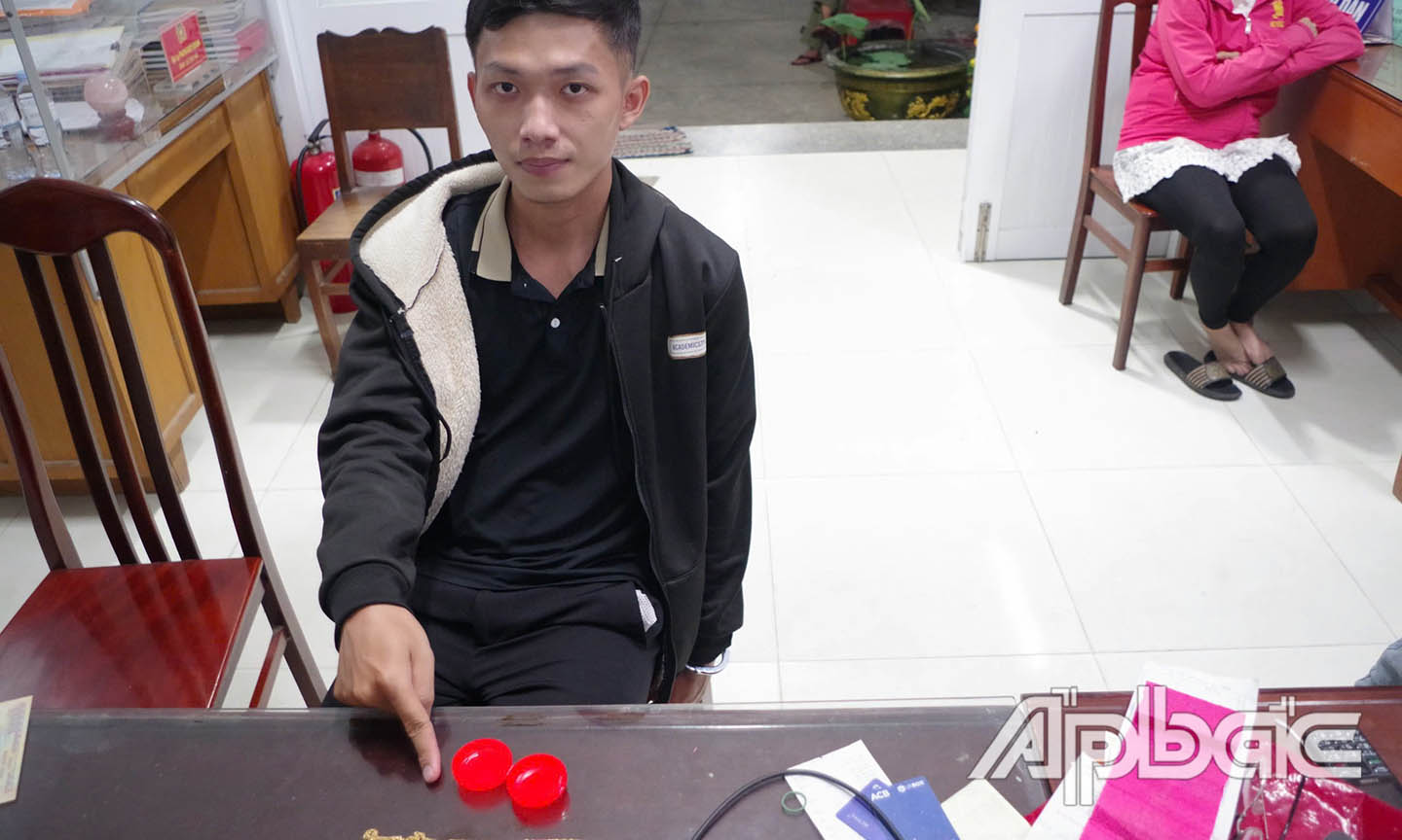 Đối tượng tại cơ quan chức năng.