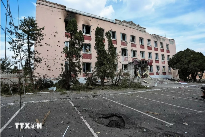 Cảnh đổ nát trong xung đột giữa Nga và Ukraine tại thị trấn Sudzha, vùng Kursk ngày 16/8/2024. Ảnh: Reuters/TTXVN
