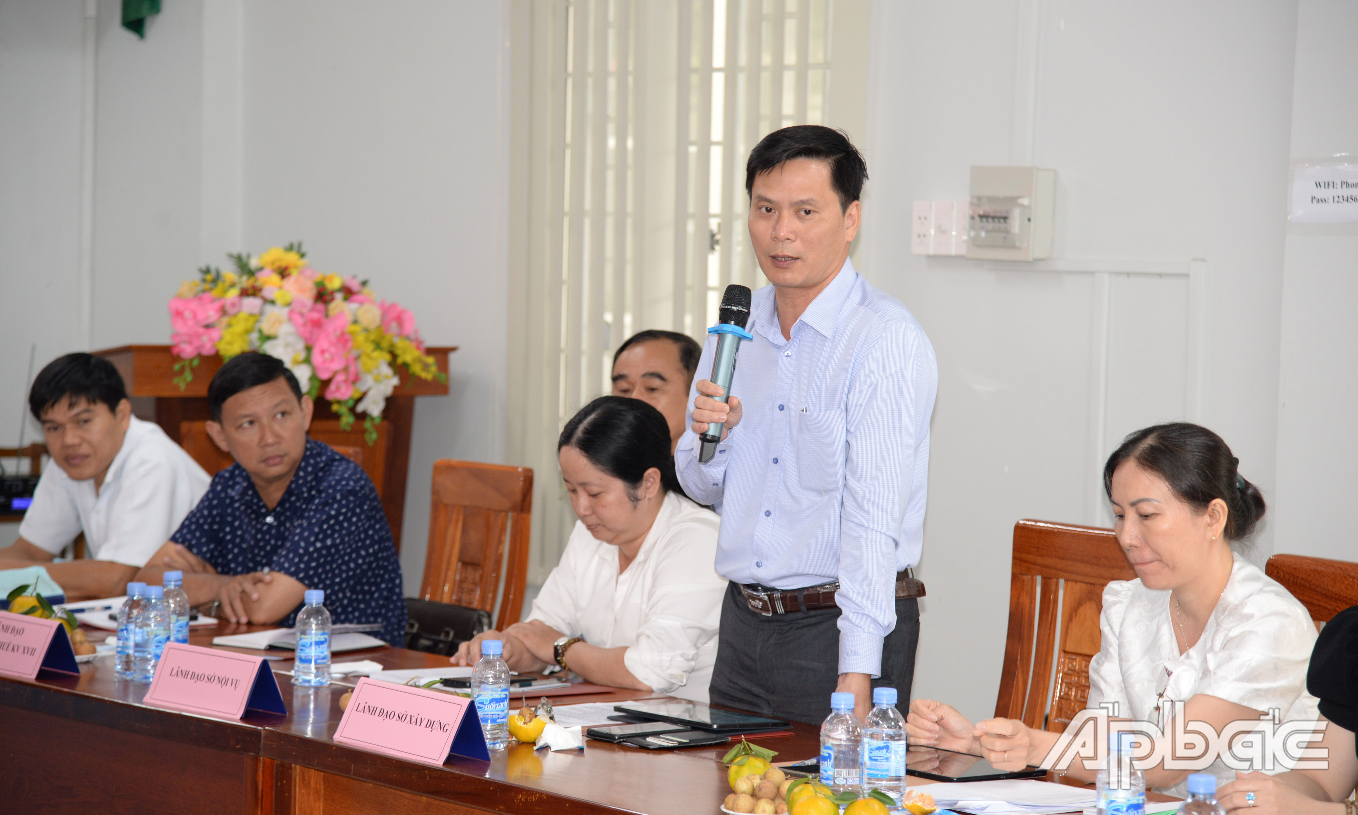 Phó Giám đốc Sở Xây dựng tỉnh Tiền Giang Hà Thiện Ý phát biểu tại buổi làm việc.