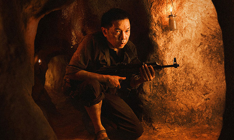 'Địa đạo' của Bùi Thạc Chuyên cán mốc 81 tỷ, vượt mặt cả bom tấn Hollywood