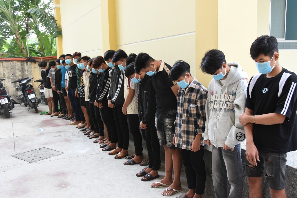 Các đối tượng tại Cơ quan Công an. Ảnh: Lê Hoài/Công an Tiền Giang