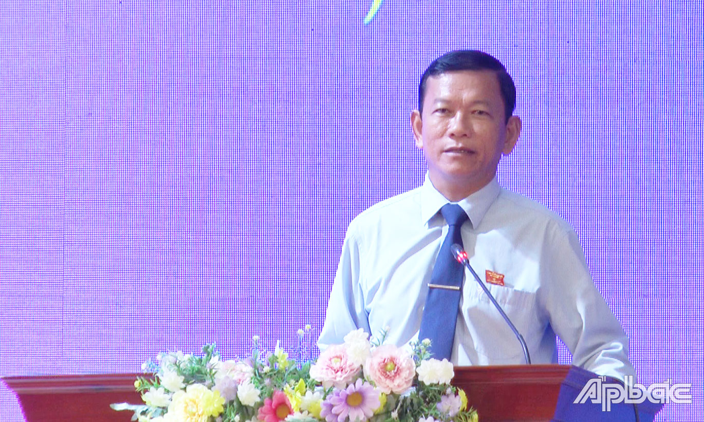 Đồng chí Bùi Thái Sơn phát biểu tại kỳ họp.