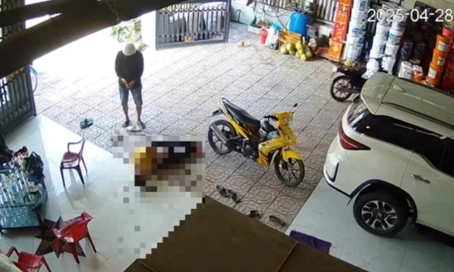 Hiện trường tài xế Nguyễn Văn Bảo Trung bị cha nữ sinh tử vong bắn súng vào đầu.