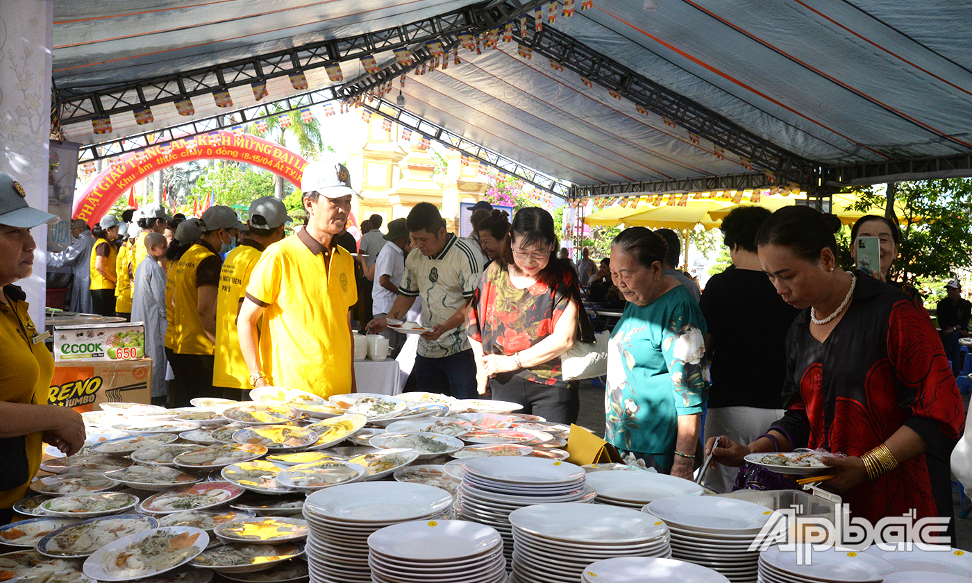 Thực đơn phong phú với những món chay hấp dẫn