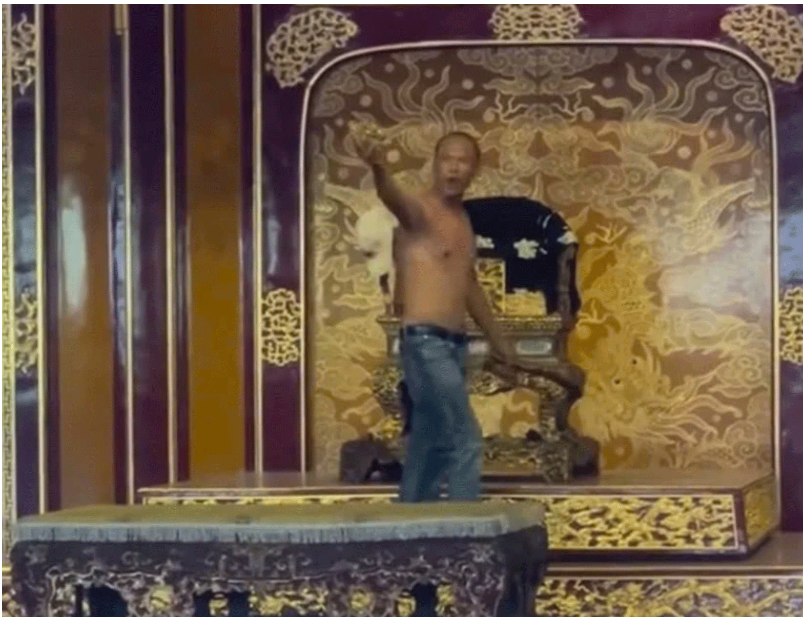 Đối tượng Hồ Văn Phương Tâm đã có biểu hiện không bình thường từ lần đầu vào Điện Thái Hòa.