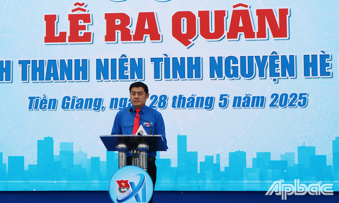 Bí thư Tỉnh Đoàn, Phó Trưởng ban Thường trực Ban Chỉ đạo Chiến dịch Nguyễn Quang Minh phát biểu phát động