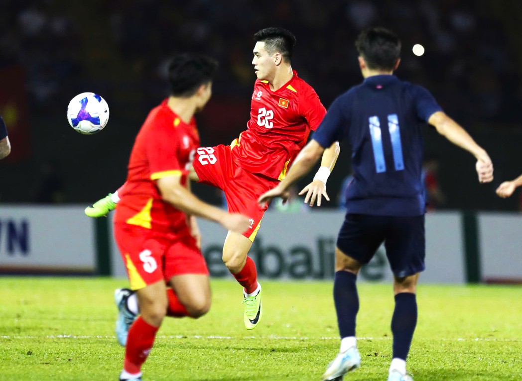 Tiến Linh là chân sút số 1 của bóng đá Việt Nam trong vài năm qua. Tuy nhiên, trong 10 trận gần nhất trong màu áo Bình Dương, chân sút này mới chỉ 1 lần lập công. Ảnh: VFF