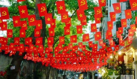 Phê phán luận điệu xuyên tạc các nghị quyết "bộ tứ trụ cột"