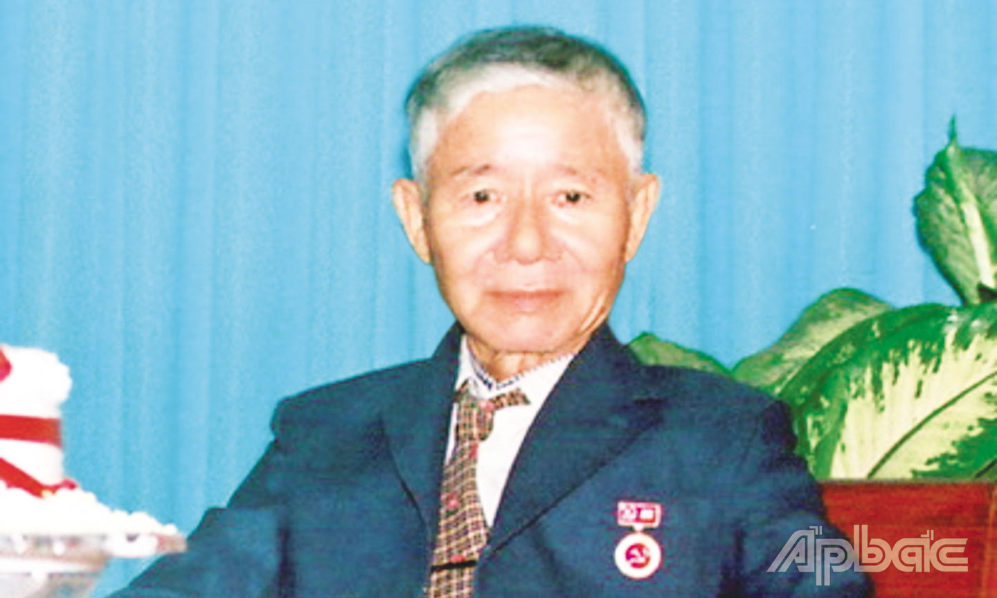 Cố Nhà báo Lê Nguyên.