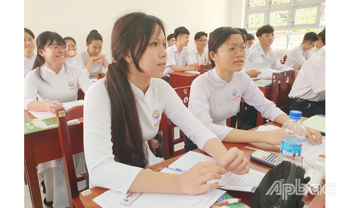 Học sinh lớp 12 Trường THPT Cái Bè (huyện Cái Bè) ôn tập, sẵn sàng cho Kỳ thi tốt nghiệp THPT năm 2025.