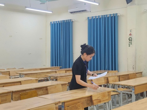 Cả nước có 10 thí sinh bị đình chỉ trong môn thi Ngữ văn