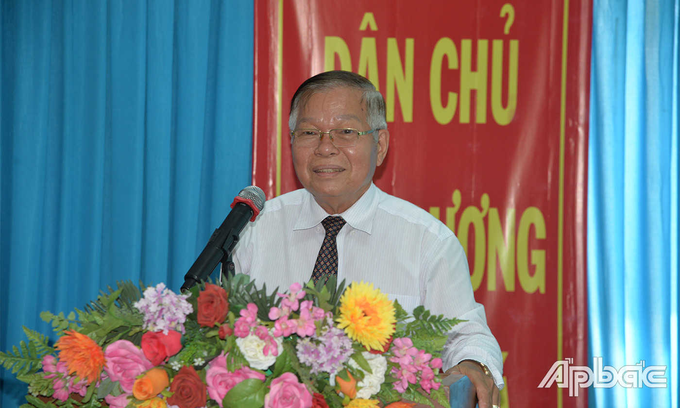 Đồng chí Nguyễn Văn Khang phát biểu tại hội nghị