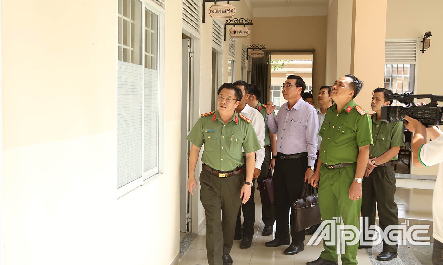 Kiểm tra tại trụ sở Đảng uỷ phường.