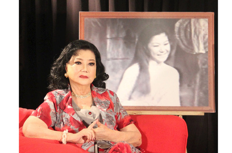 Sống trọn lòng với đời, với nghề!