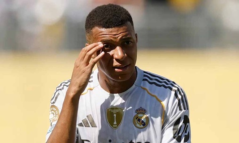 Mbappé bị sự kỳ vọng nhấn chìm trong màu áo của Real Madrid