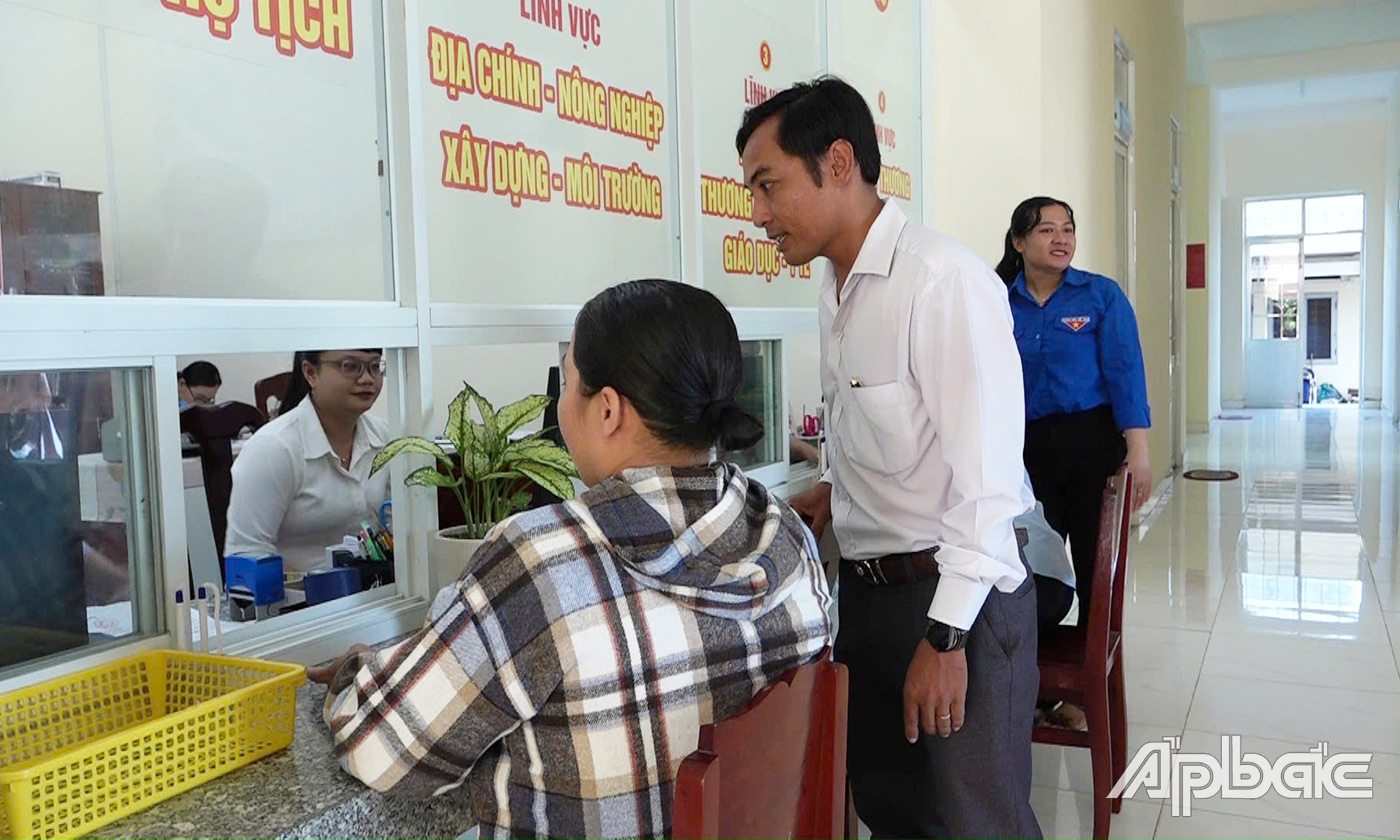 Trung tâm Phục vụ hành chính công xã Vĩnh Hựu