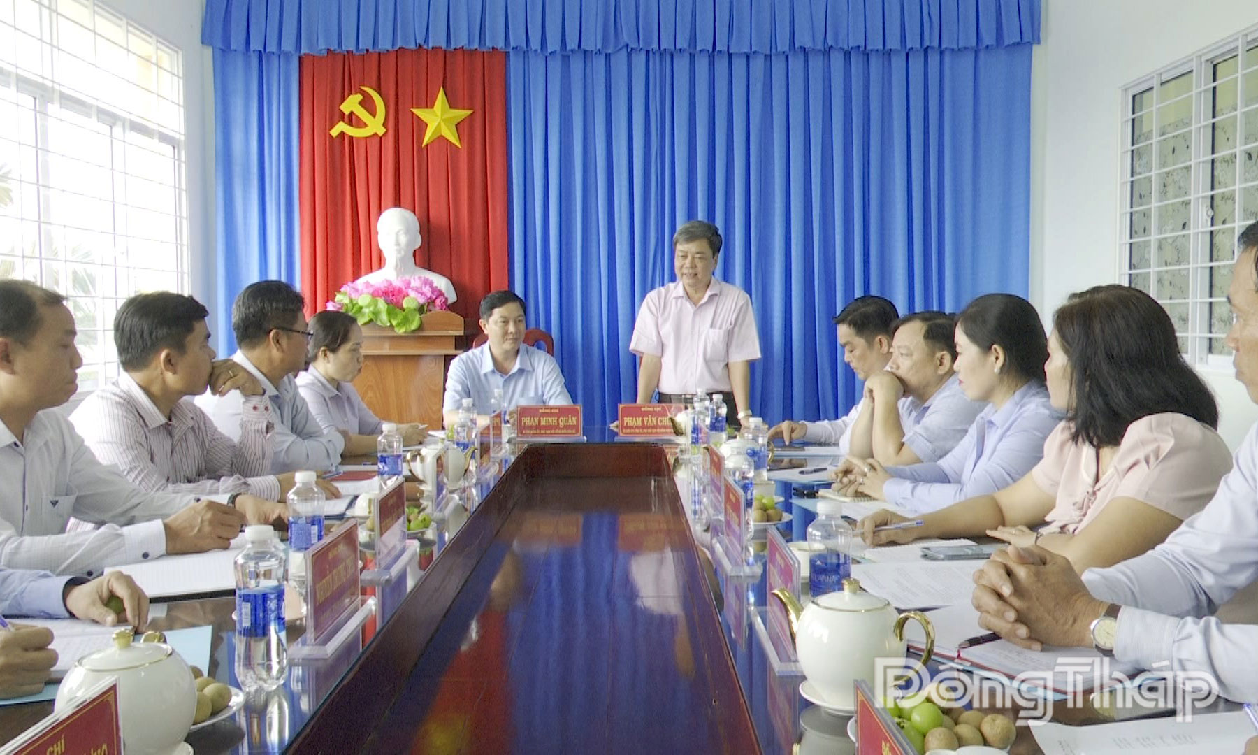  Đồng chí Phạm Văn Chuẩn phát biểu kết luận buổi làm việc.