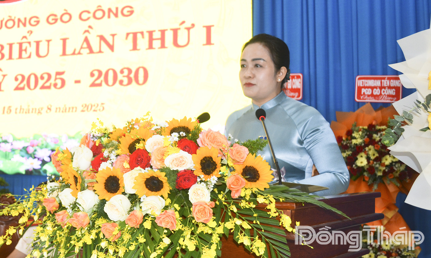 Đồng chí Nguyễn Hải Trâm, Phó Bí thư Thường trực Tỉnh ủy Đồng Tháp phát biểu chỉ đạo tại Đại hội.