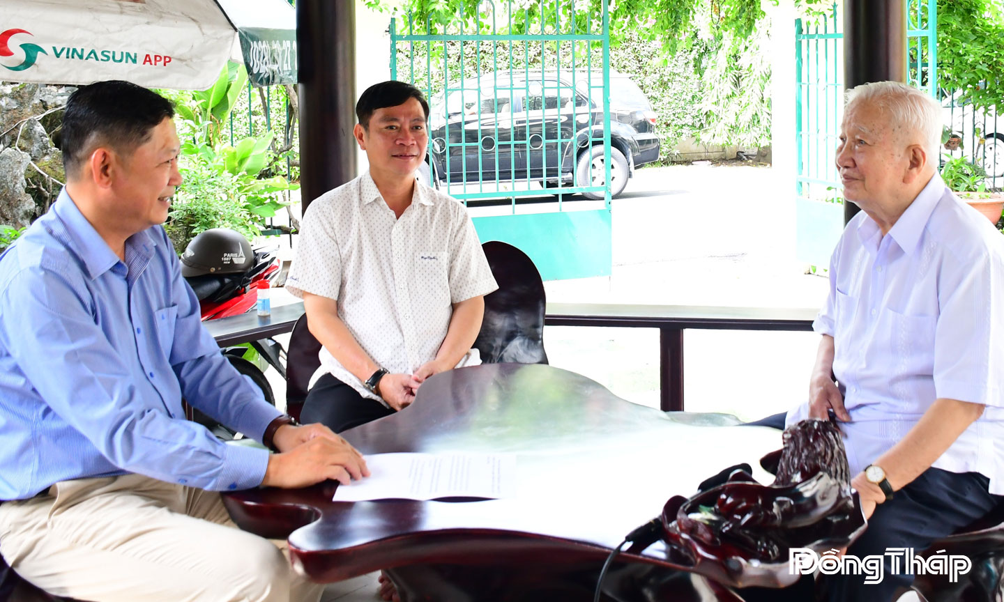 Trung tướng Nguyễn Việt Thành - Gắn bó với Công an tỉnh Tiền Giang.