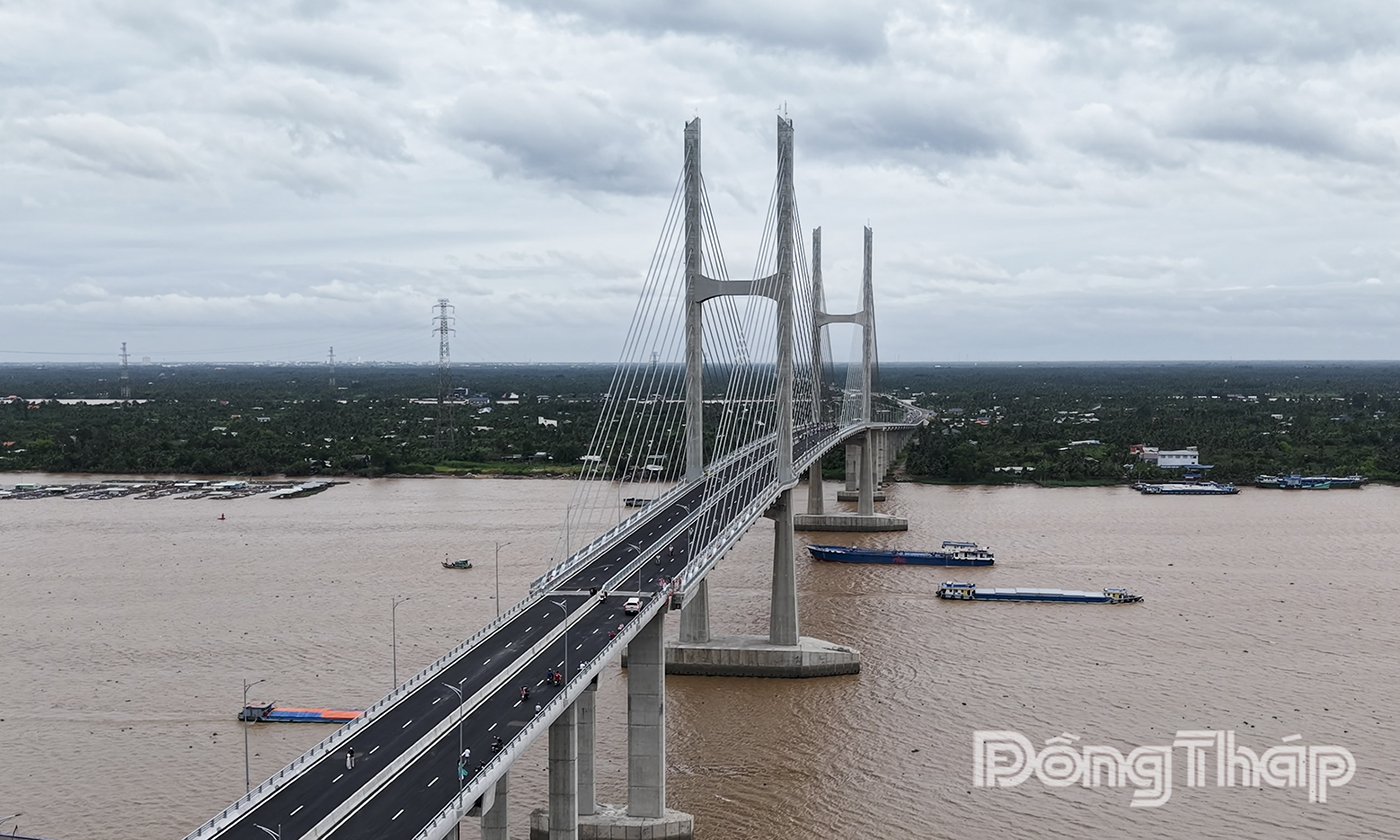 Cầu Rạch Miễu 2 sẽ chính thức thông xe vào ngày 19-8-2025.