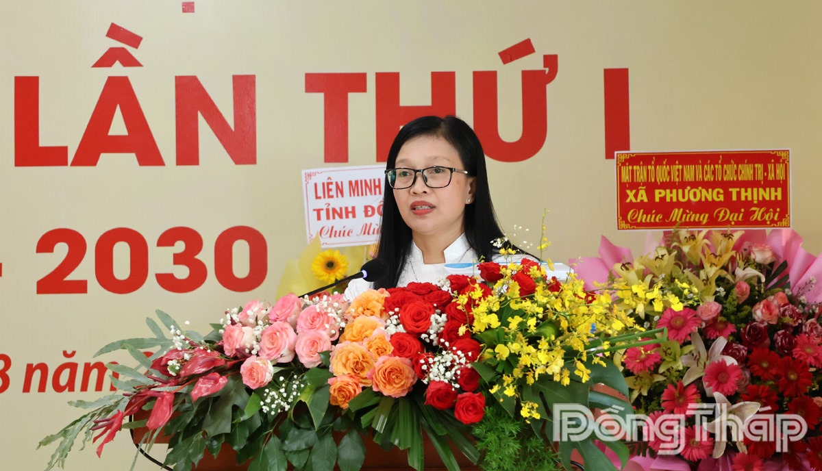 Đồng chí Nguyễn Thị Kim Tuyến, Ủy viên Ban Thường vụ Tỉnh ủy, Trưởng Ban Tuyên giáo và Dân vận Tỉnh ủy Đồng Tháp phát biểu chỉ đạo Đại hội.