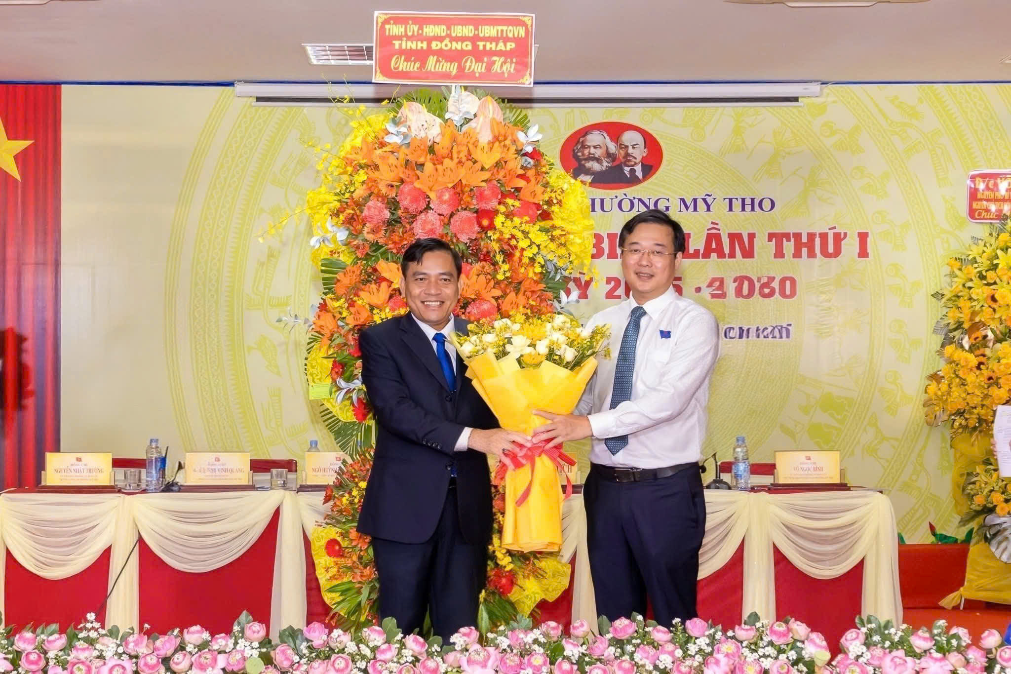 ảnh số 3 Bí thư Lê Quốc Phong.jpg