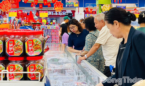 Nhiều chương trình khuyến mại, hàng hóa phong phú dịp Lễ 2-9