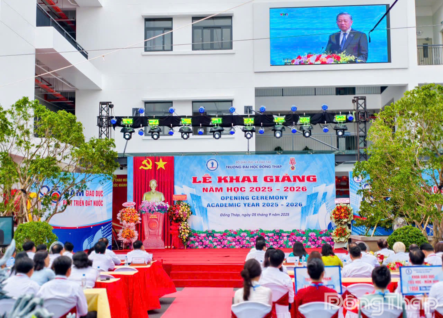 Quang cảnh Lễ khai giảng.