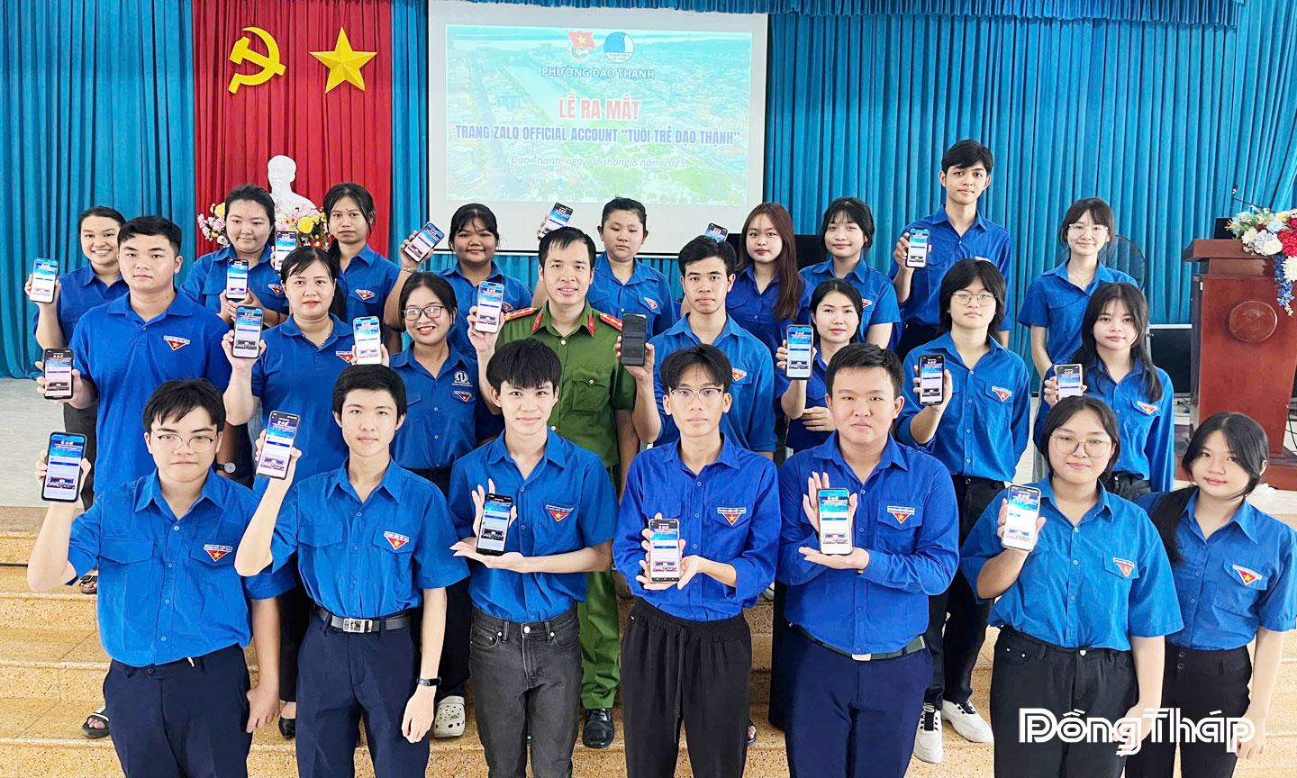 Th&agrave;nh lập nh&oacute;m Zalo &ldquo;Tuổi trẻ Đạo Thạnh &rdquo; nhằm kịp thời đăng tải th&ocirc;ng tin ch&iacute;nh x&aacute;c, g&oacute;p phần bảo vệ nền tảng tư tưởng của Đảng v&agrave; định hướng dư luận trong đo&agrave;n vi&ecirc;n, thanh ni&ecirc;n.        Nguồn: Đo&agrave;n phường Đạo Thạnh cung cấp.