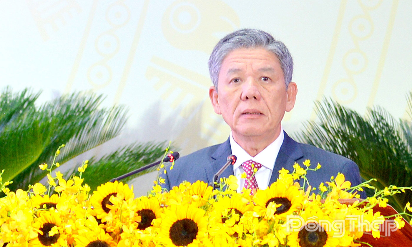 Đồng chí Ngô Chí Cường, Bí thư Tỉnh ủy Đồng Tháp nhiệm kỳ 2025 - 2030 phát biểu tại Đại hội.