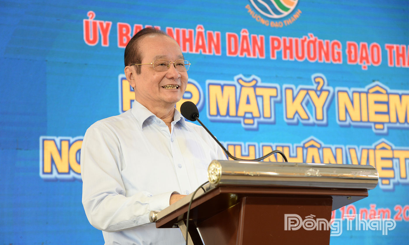 Tiến sĩ Trần Thanh Đức, Chủ tịch Hiệp hội DN tỉnh phát biểu tại buổi họp mặt.